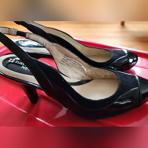 Naturalizer Black slingback pumps - Picture 4 of 10